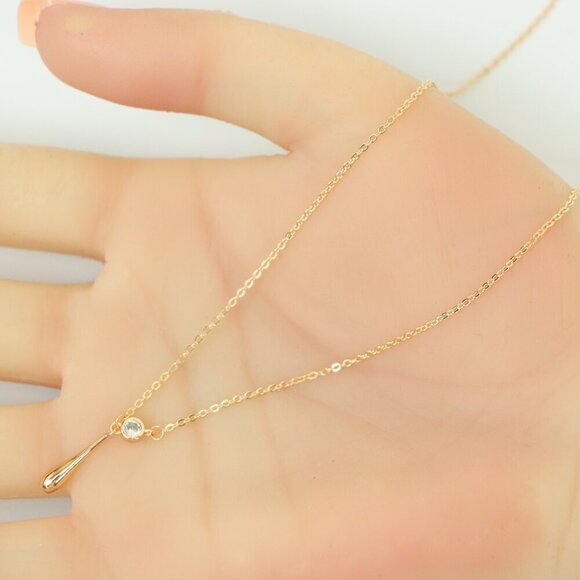 "Minimalist Rose Gold Plated Necklace with Crystal Drop, XPNL0148 - Picture 5 of 13